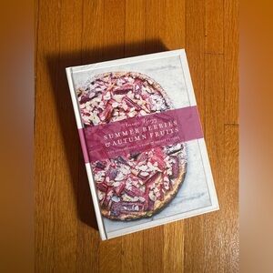 Summer Berries & Autumn Fruits by Annie Rigg Cookbook